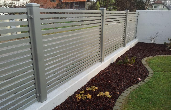 Aluminiowe ogrodzenia - trwałe i estetyczne rozwiązanie: Poradnik pielęgnacji i konserwacji
